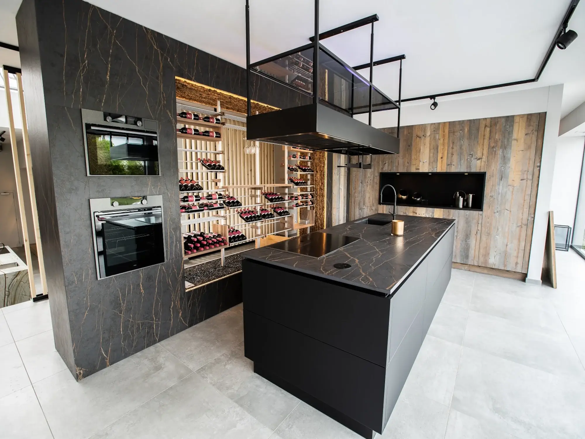 Dekton Laurent Kitchen Walls and Counters Dekton Laurent Kitchen Walls and Counters
