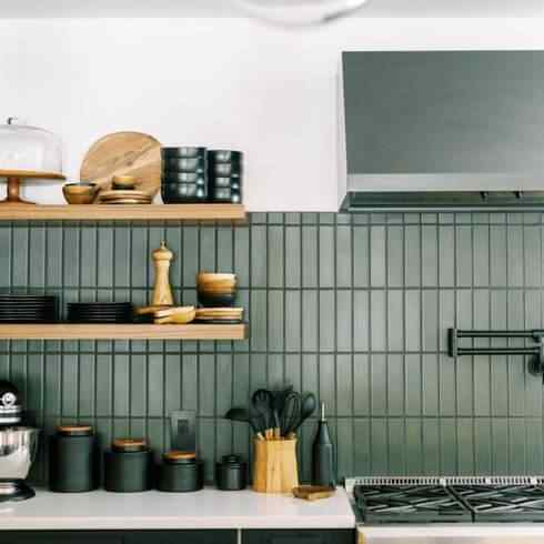 Stacked-Tile-Kitchen-Trend-2023
